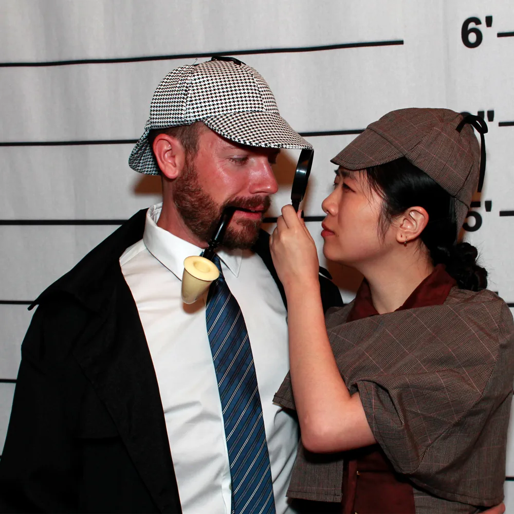 Guests turned detectives at a Seattle murder mystery